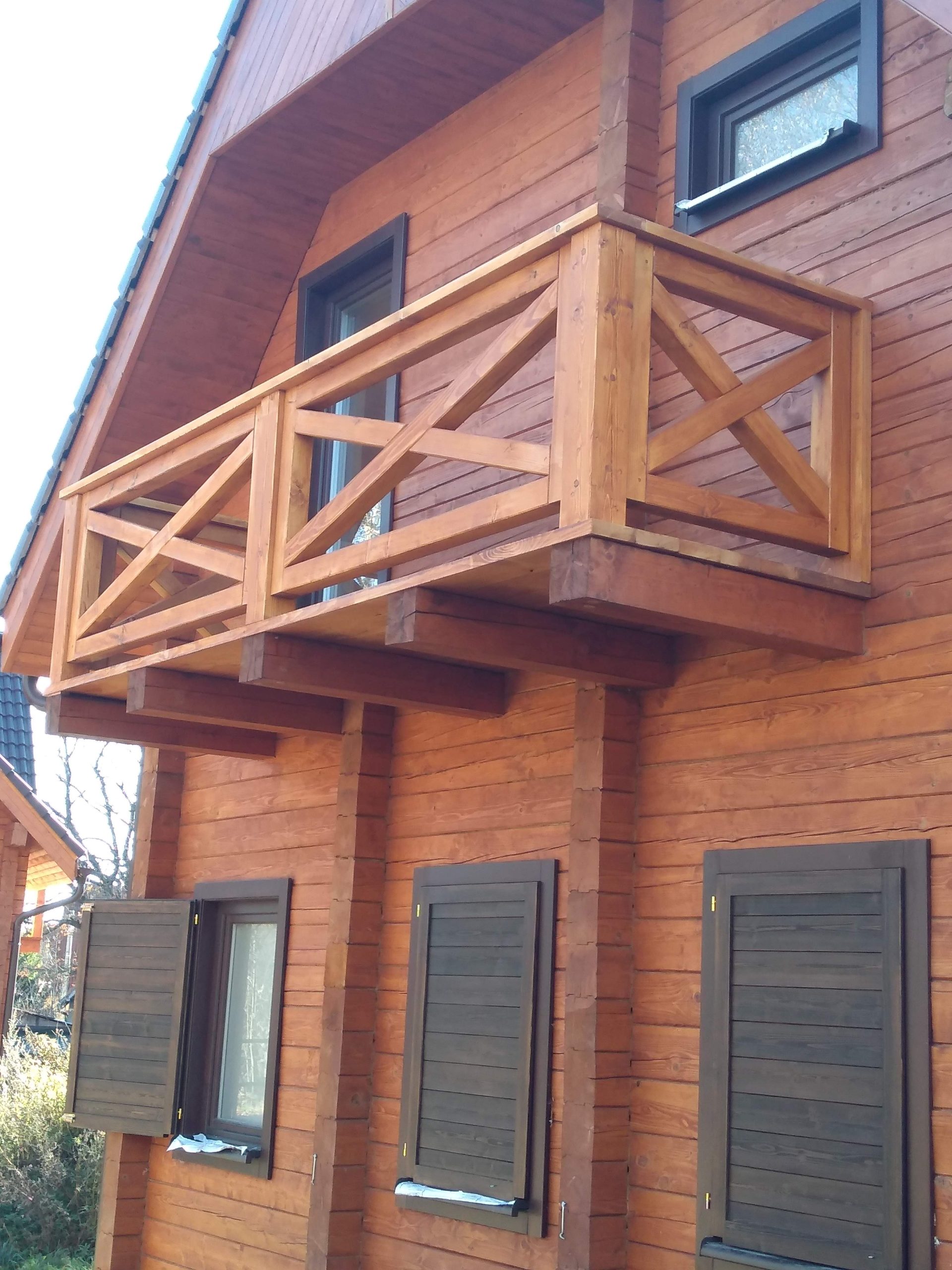Drevený balkón